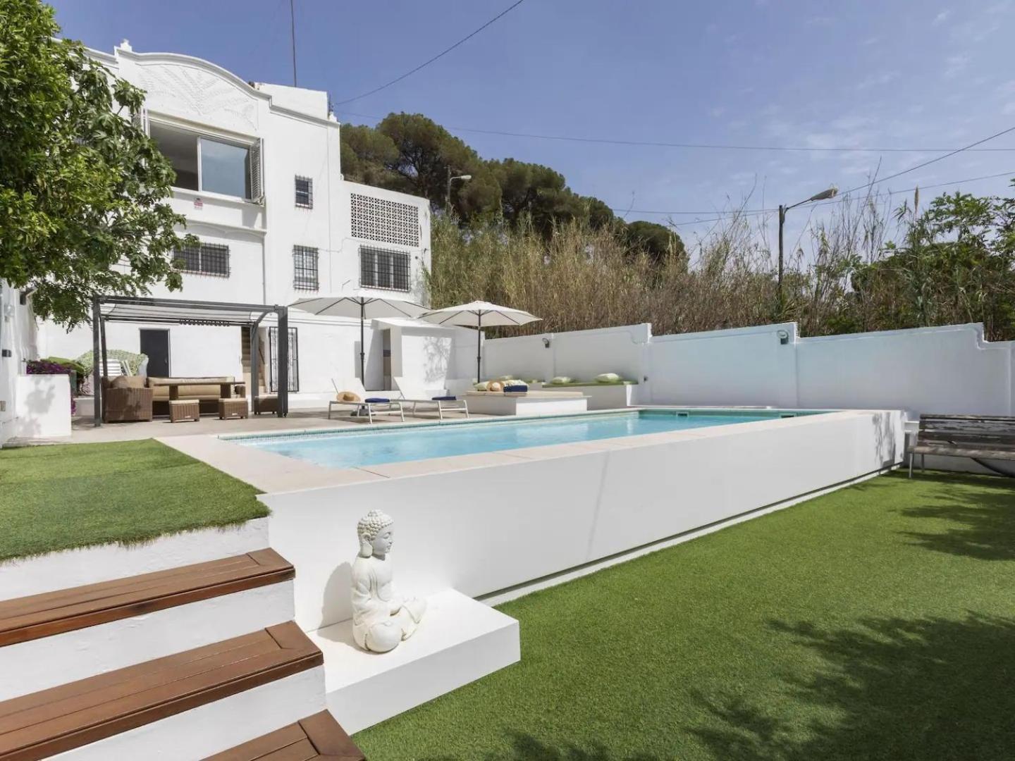 Casa Canyet Con Piscina A Un Paso De Barcelona Y La Playa Badalona Exterior foto