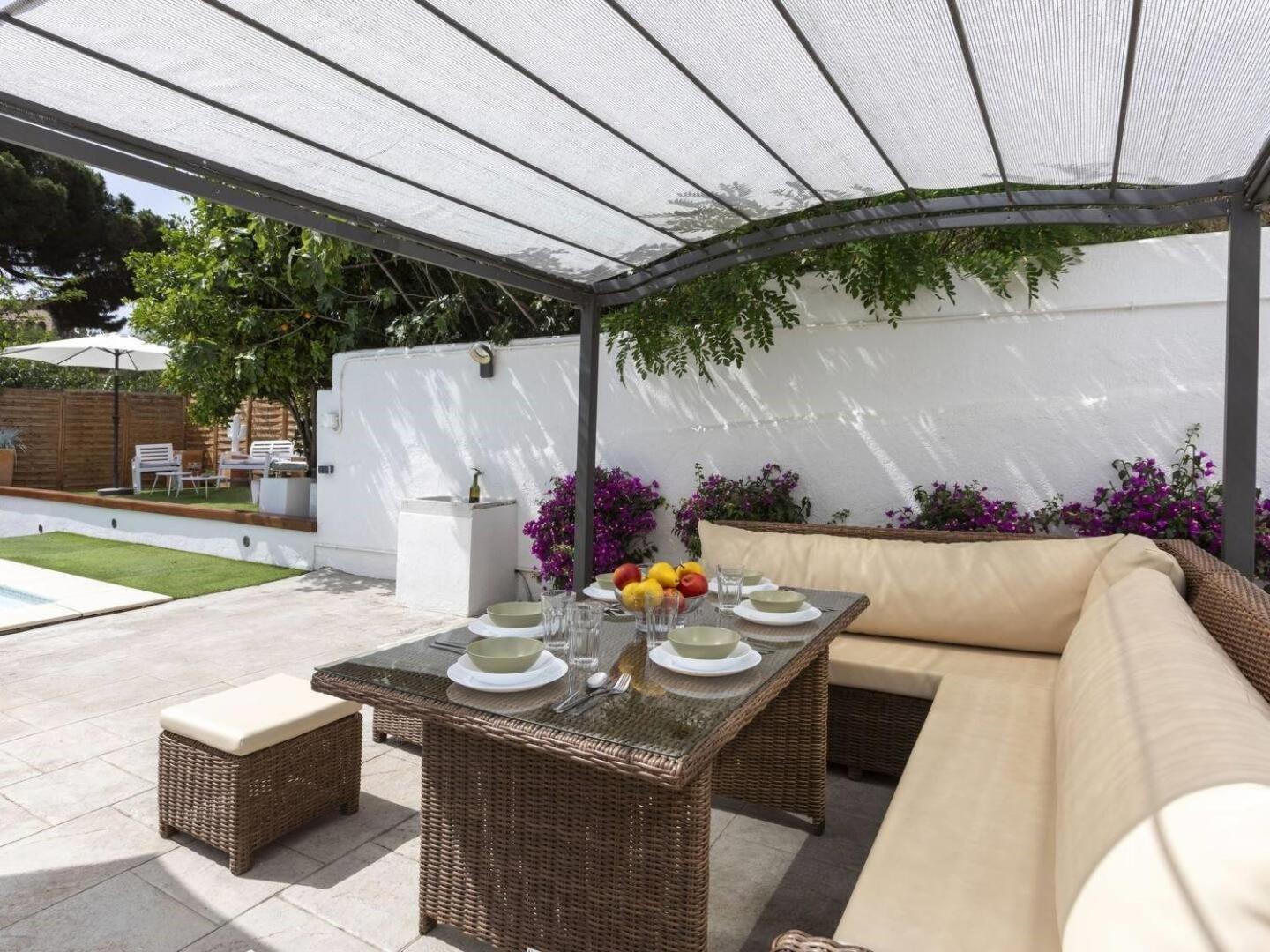 Casa Canyet Con Piscina A Un Paso De Barcelona Y La Playa Badalona Exterior foto